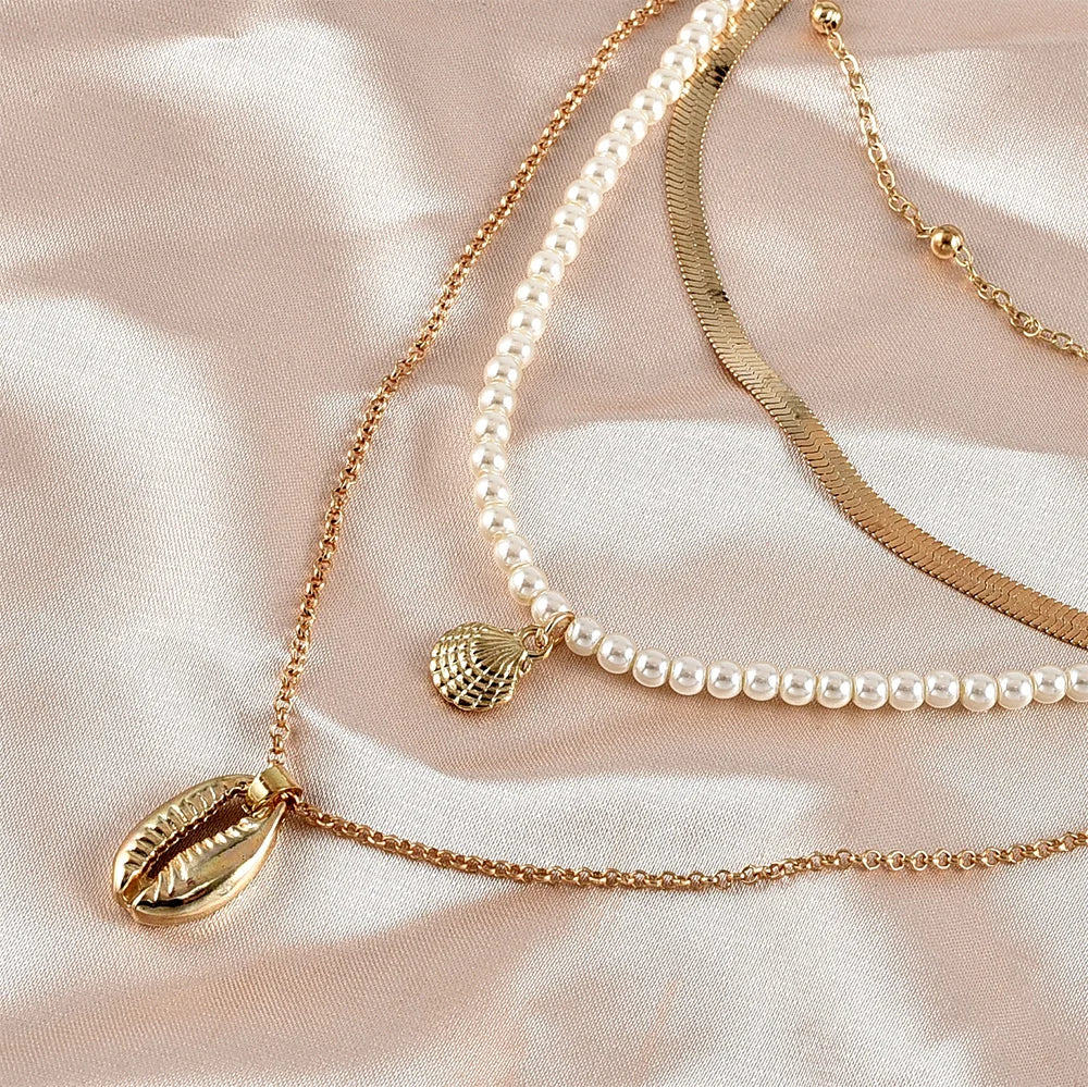 Pearl and Gold Layered Necklace