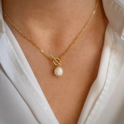 Pearl Pendant Chain Necklace