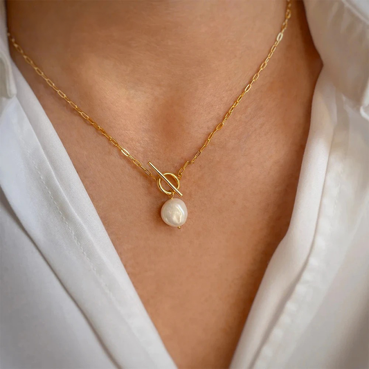 Pearl Pendant Chain Necklace