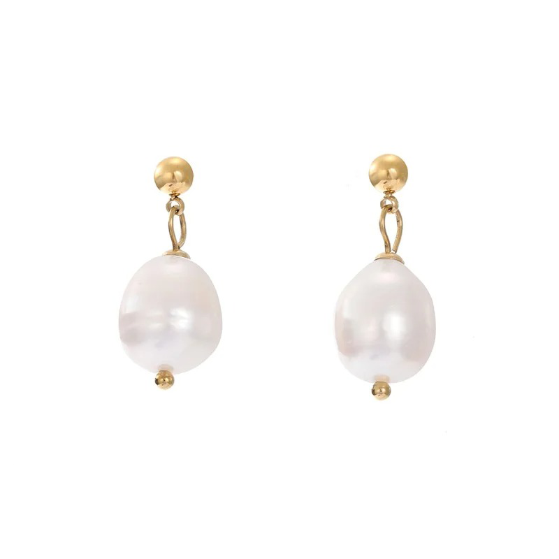 Natural Short Hung Pearl Earrings